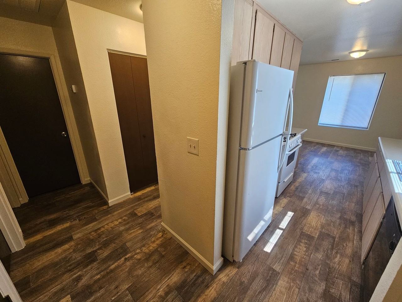 617 North St - Photo 3 of 27