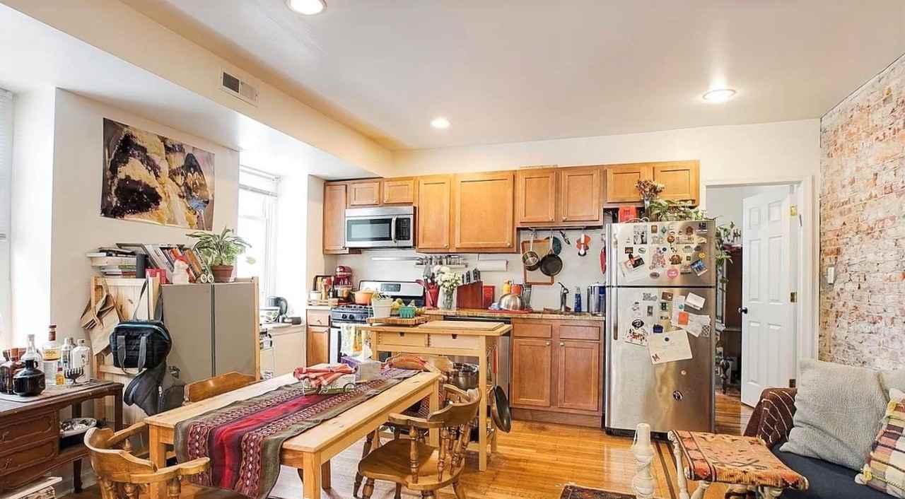 Cedar Ave 4920 - Photo 3 of 19