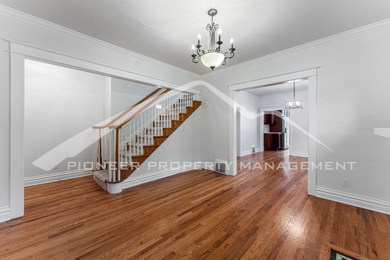 3256 Meade St - Photo 7 of 31