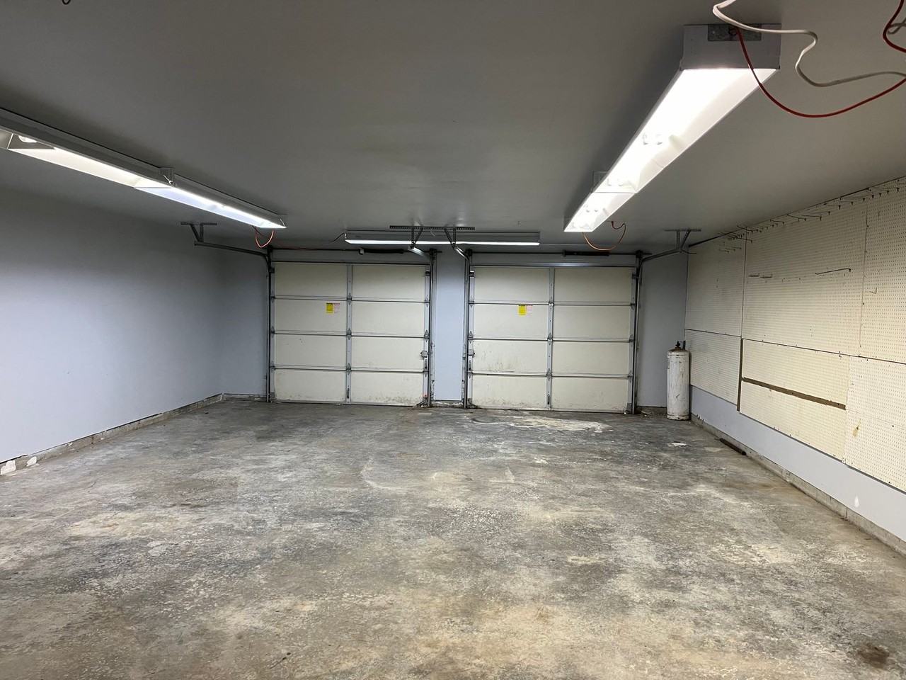 Deep Blue - N Wall - Photo 3 of 5