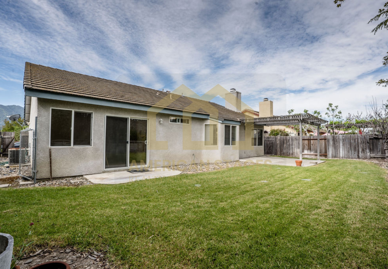 457 Farmland Drive - Photo 2 of 27