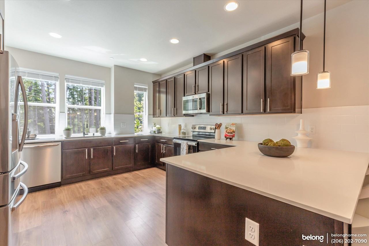 13717 Admiralty Way #F5 - Photo 4 of 17