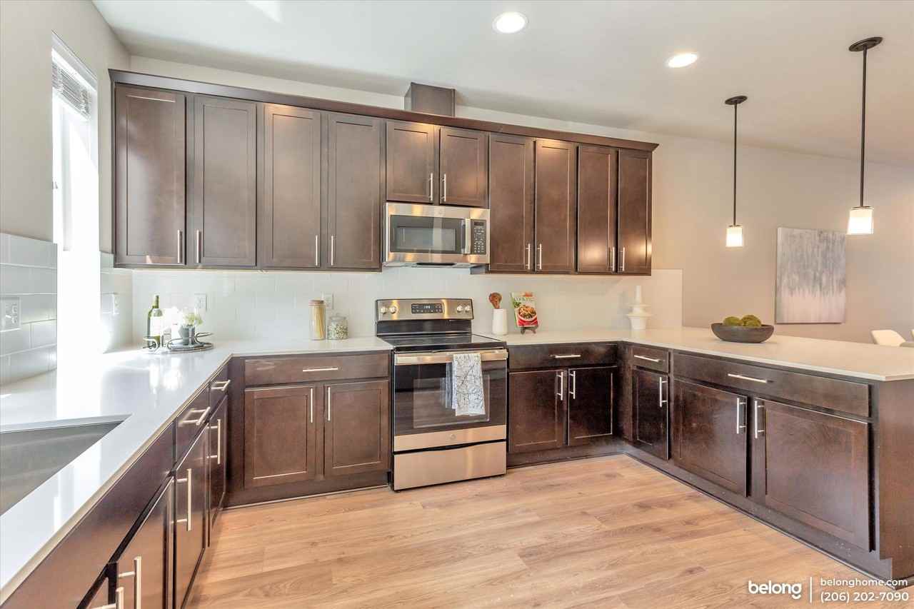 13717 Admiralty Way #F5 - Photo 5 of 17