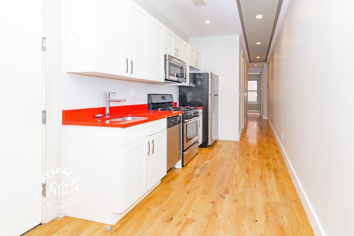 360 Central Ave #3L - Photo 2 of 10