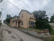 814 S 4th St #5 - Photo 1 of 1