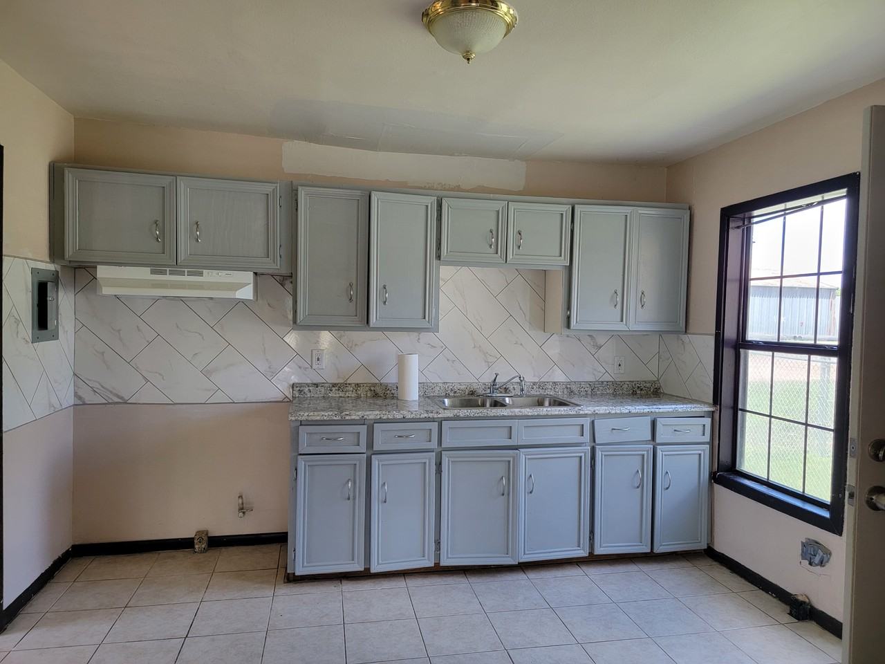 125 Palo Blanco St #A - Photo 6 of 22