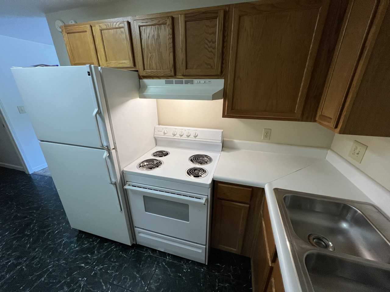 115 Main St #R3 - Photo 2 of 9