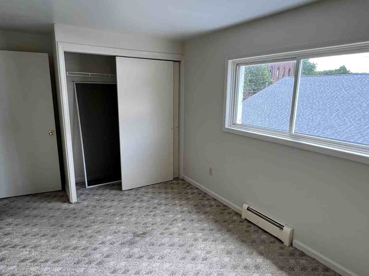 115 Main St #R3 - Photo 7 of 9