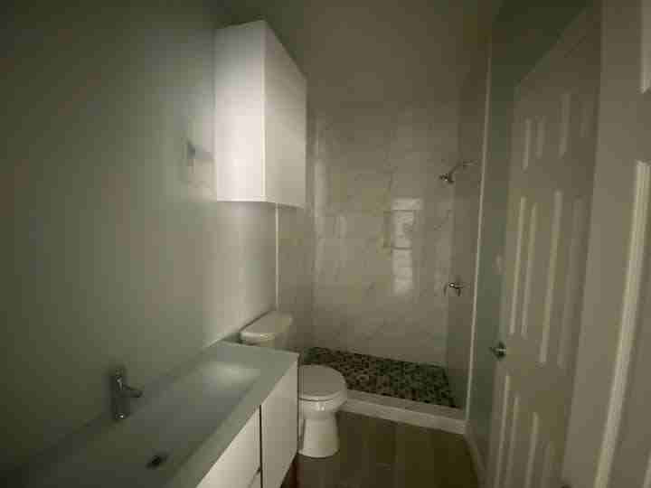 817 S Missouri St #3B2B - Photo 4 of 7