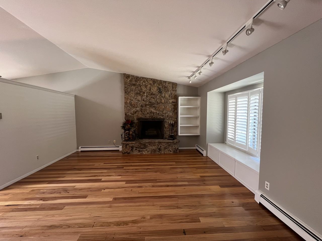 106 Bobcat Ct #NA - Photo 4 of 30