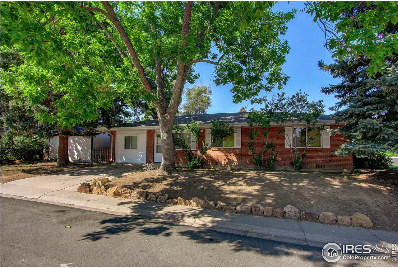 1633 Smith Pl #NA - Photo 2 of 21