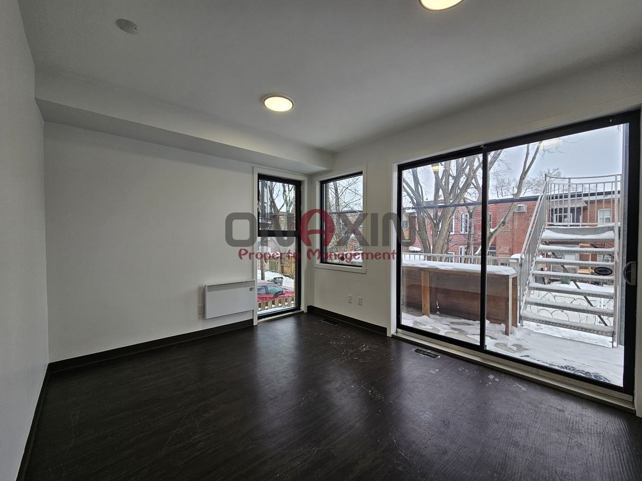 5855 Avenue du Parc - Photo 5 of 22