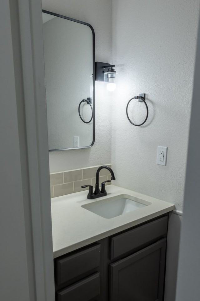 3425 E. English St. - Photo 6 of 23