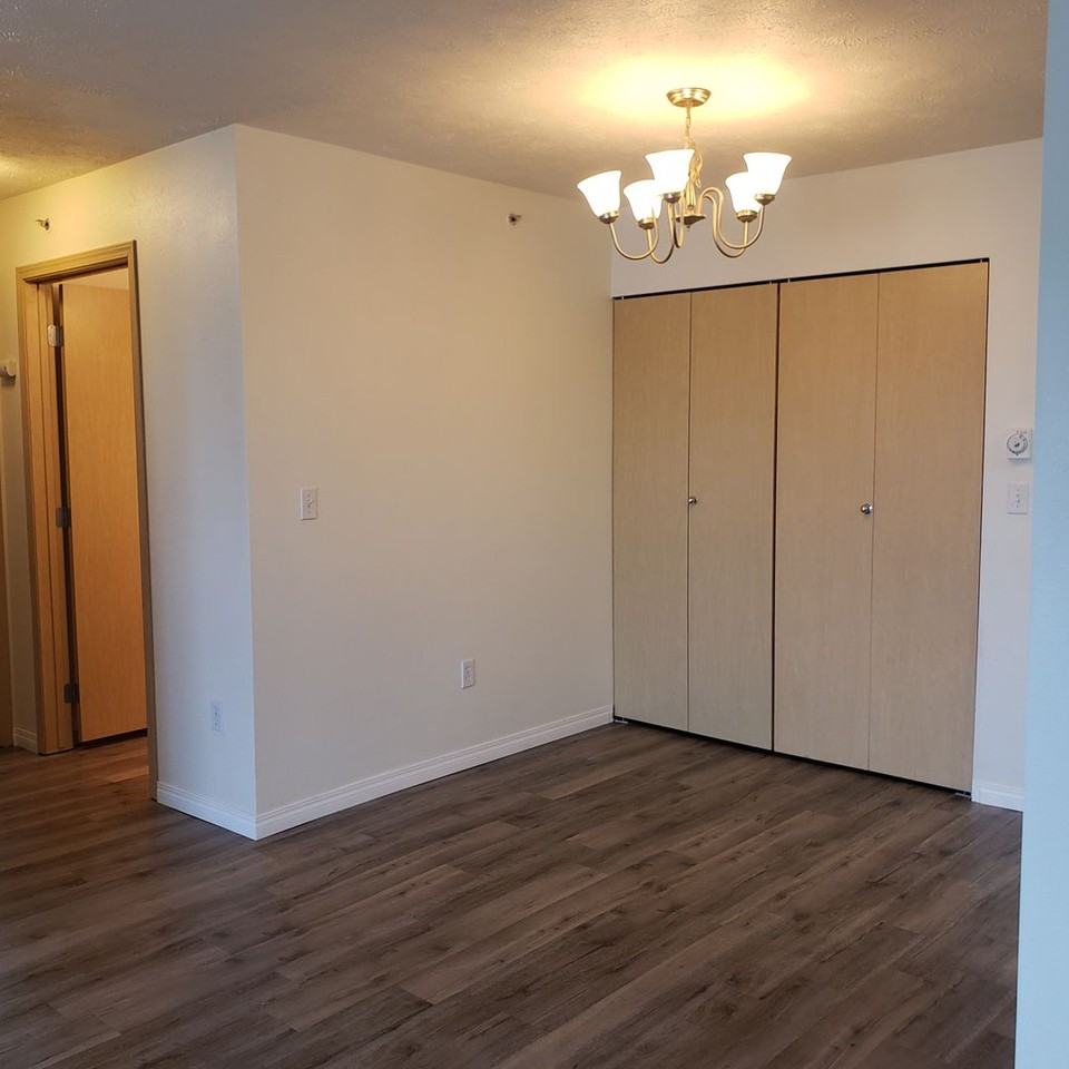 Deerfield - Photo 3 of 49