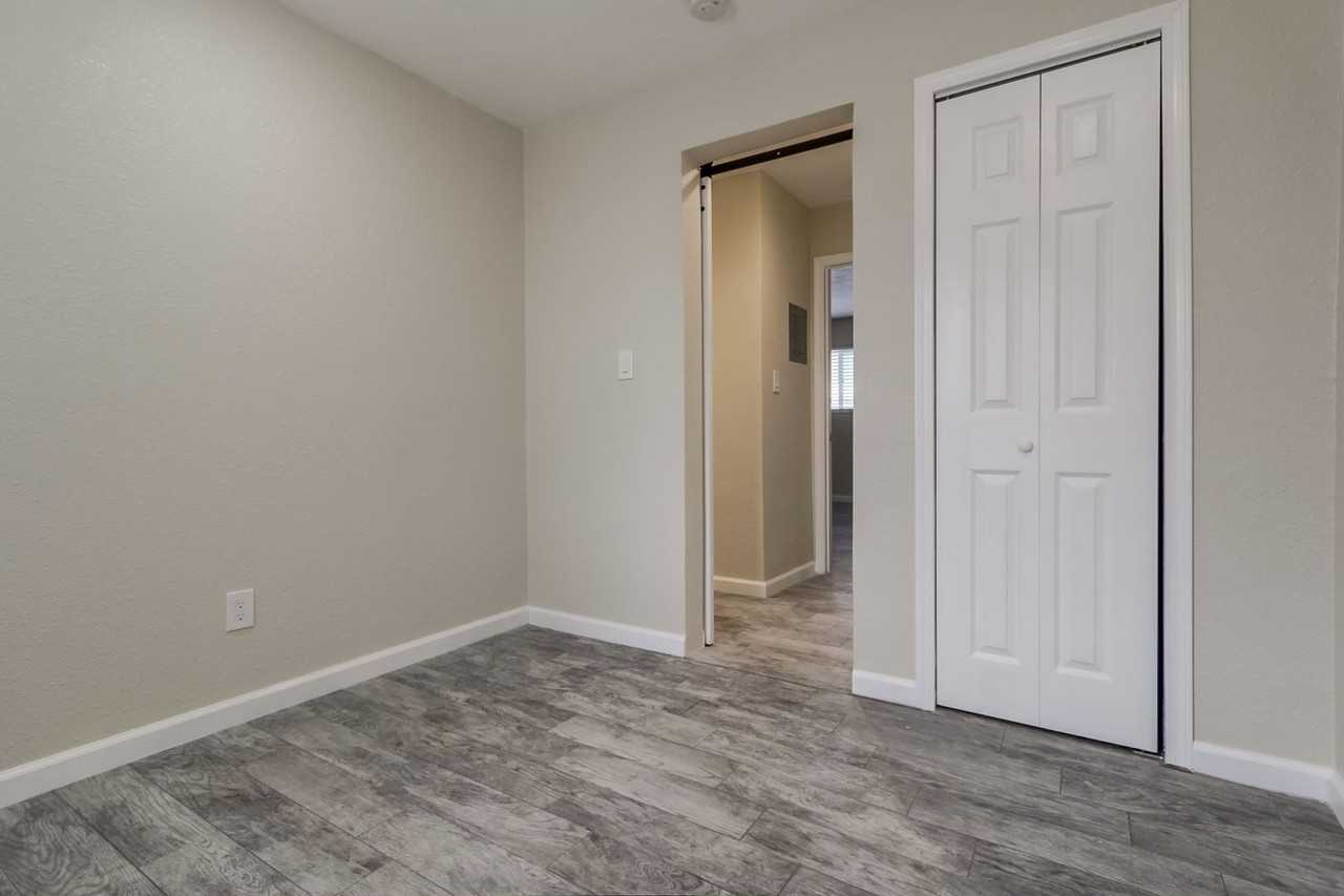 Missouri Village - Photo 2 of 37