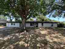 618 Kingston Dr - Photo 1 of 1