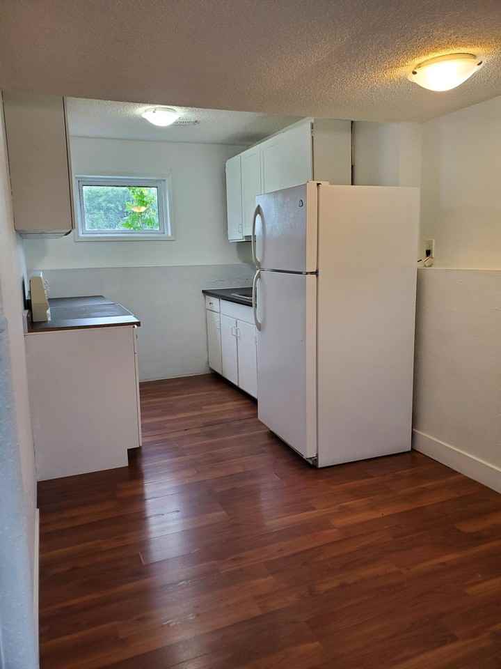 2980 10th Ave #B - Photo 2 of 7