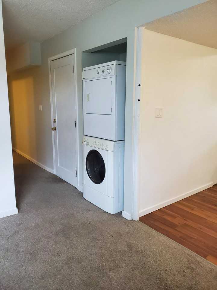 2980 10th Ave #B - Photo 3 of 7