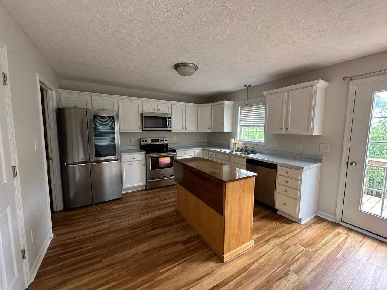 257 Northwynd Cir - Photo 4 of 21