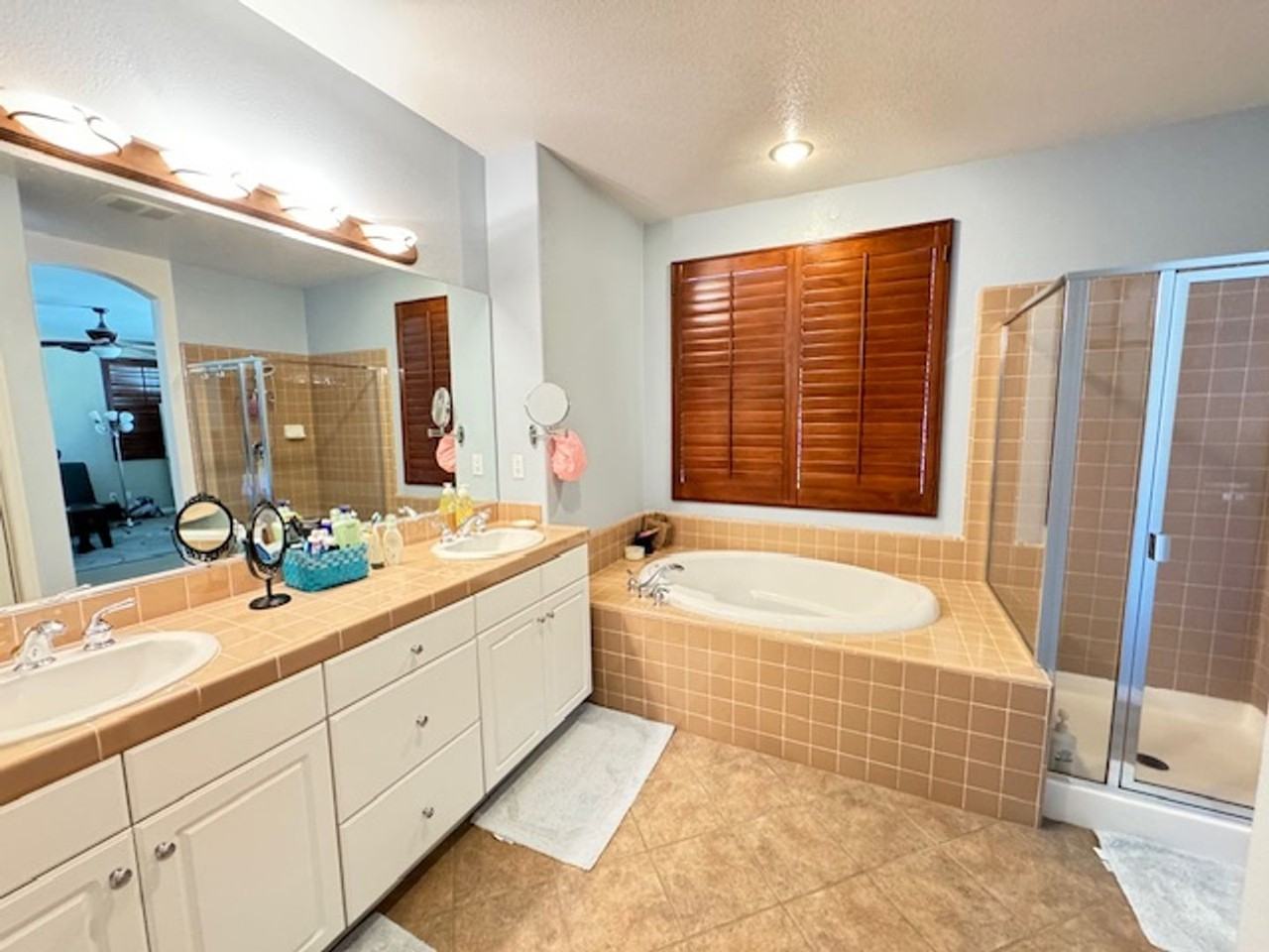 4236 Club Vista Dr - Photo 7 of 10