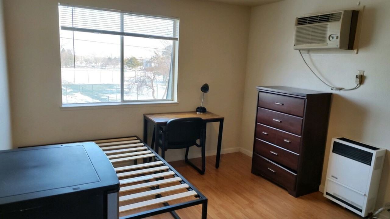 Taylor Park Commons - Photo 4 of 5