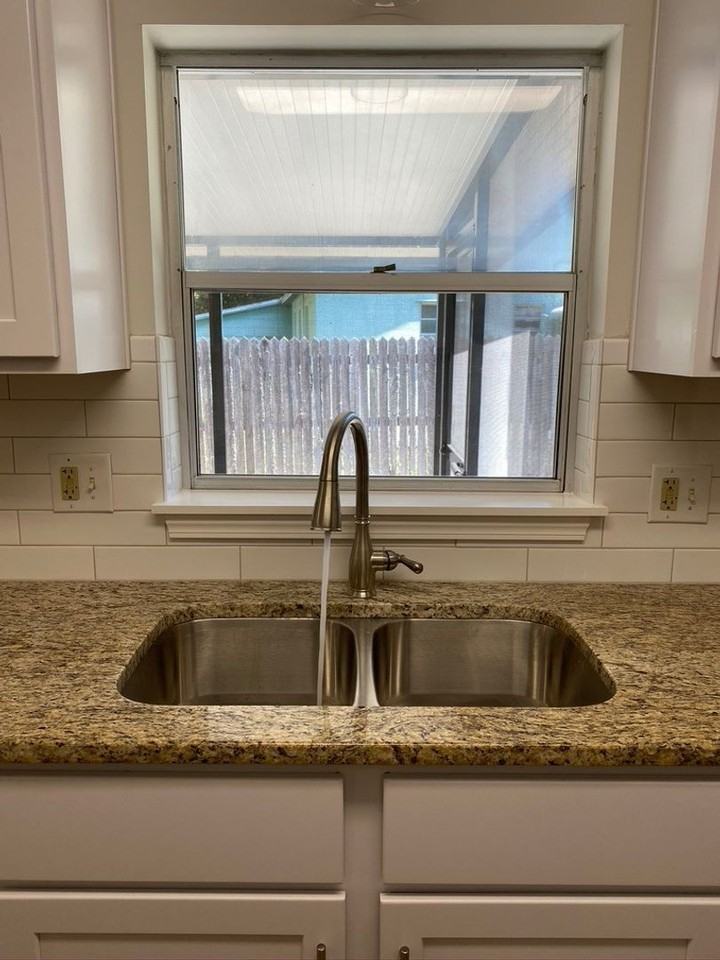 2017 Beech St - Photo 5 of 16
