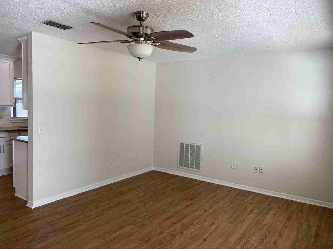 2017 Beech St - Photo 6 of 16
