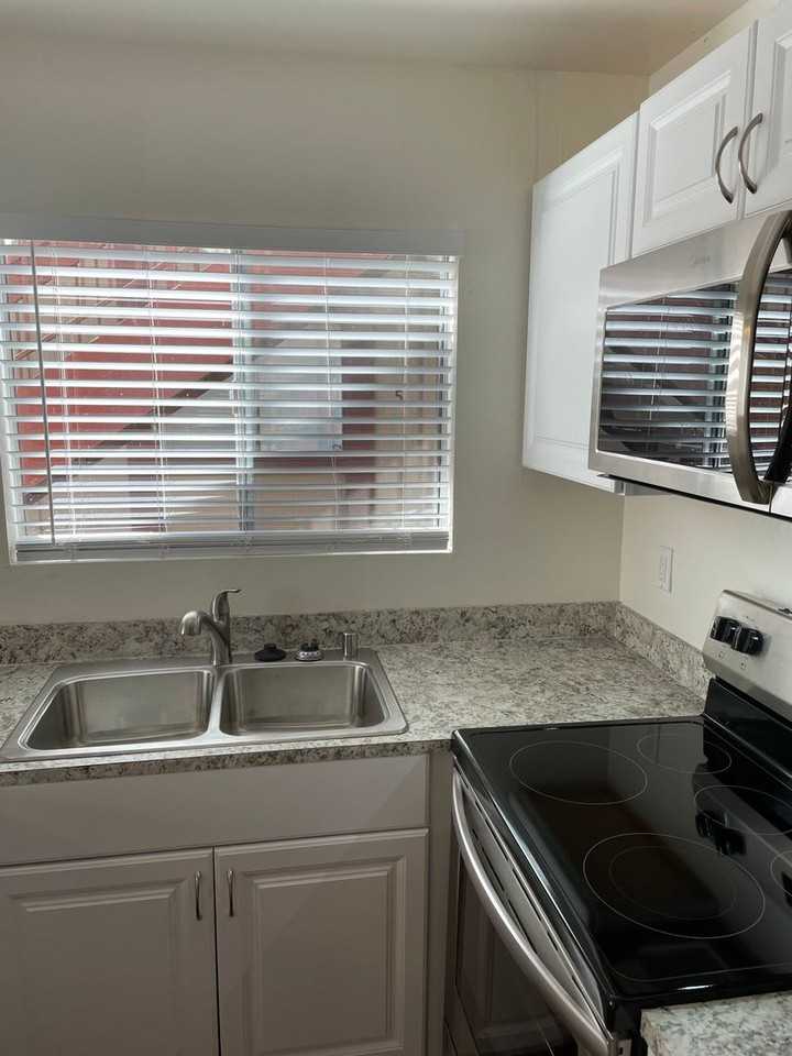 5462 Adobe Falls Rd #4 - Photo 4 of 24