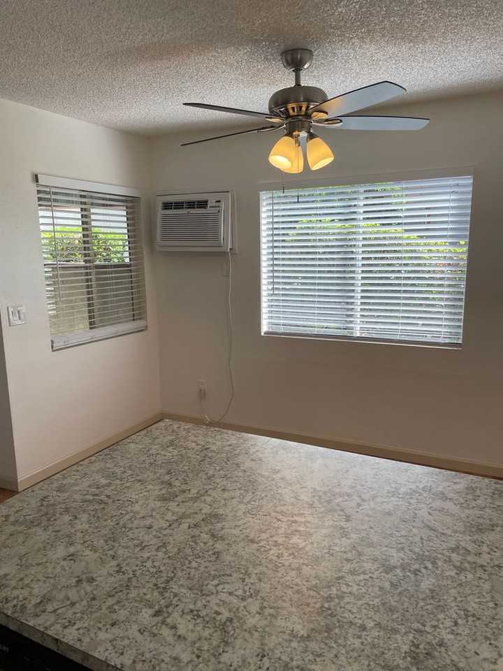 5462 Adobe Falls Rd #4 - Photo 6 of 24