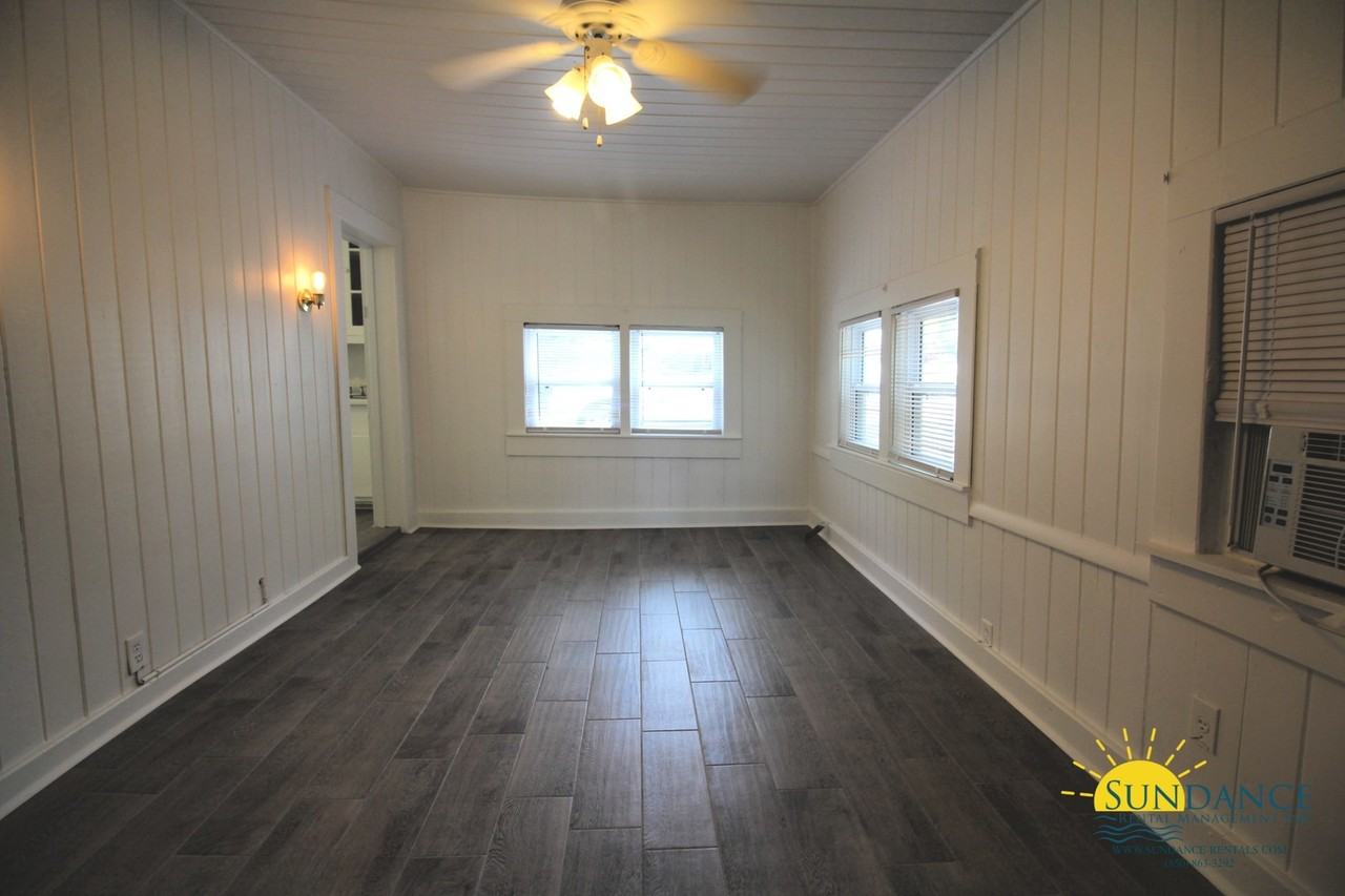 1559 1559 W Highway 98 B - Photo 5 of 11