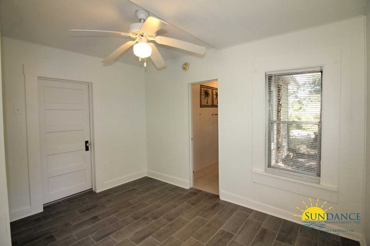 1559 1559 W Highway 98 B - Photo 7 of 11