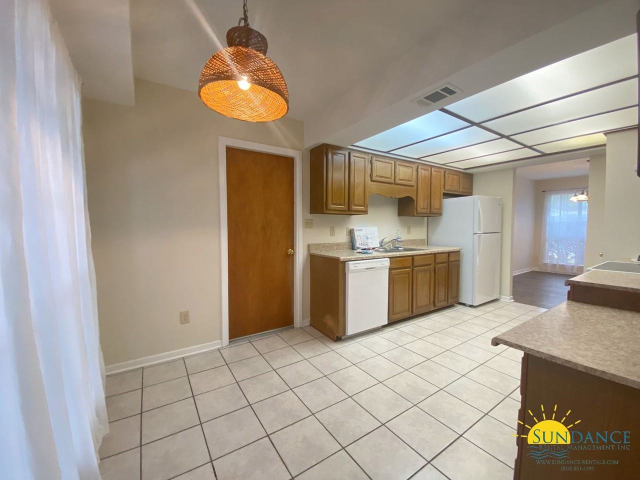 602 Conifer Ct - Photo 3 of 16