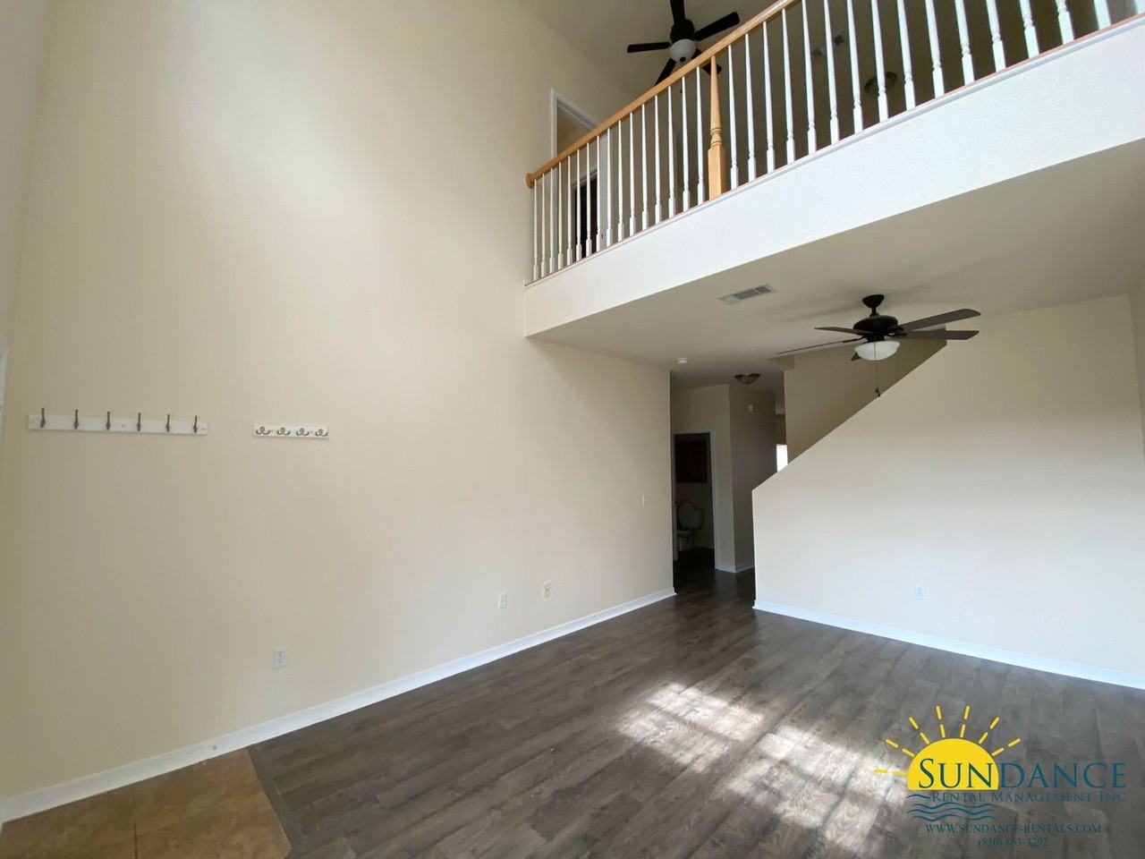 1549 Bentley Cir - Photo 3 of 16