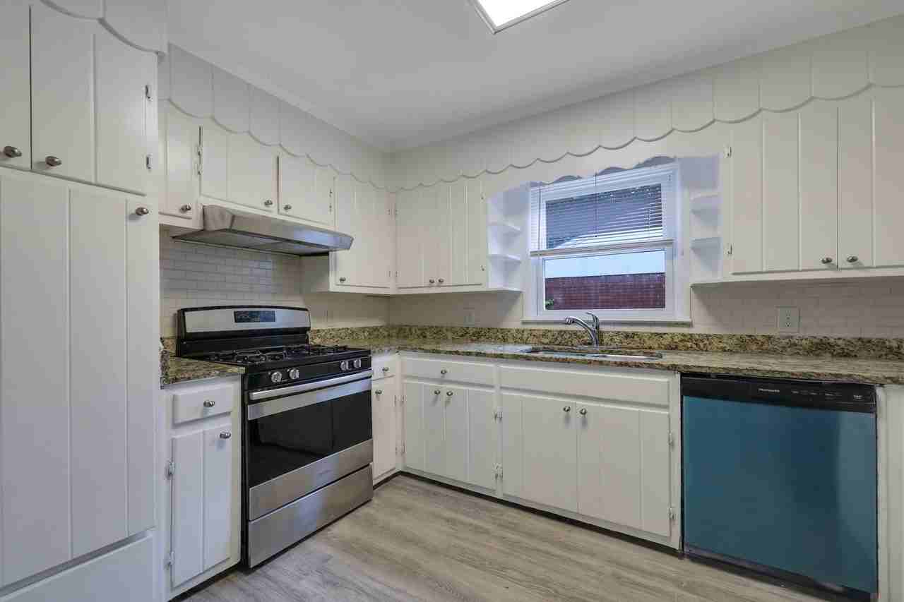 2239 Fairburn Rd Sw - Photo 3 of 50