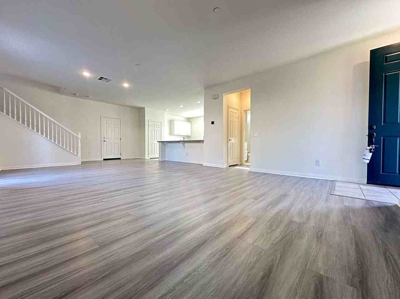 13100 Irisbend Ave - Photo 2 of 20