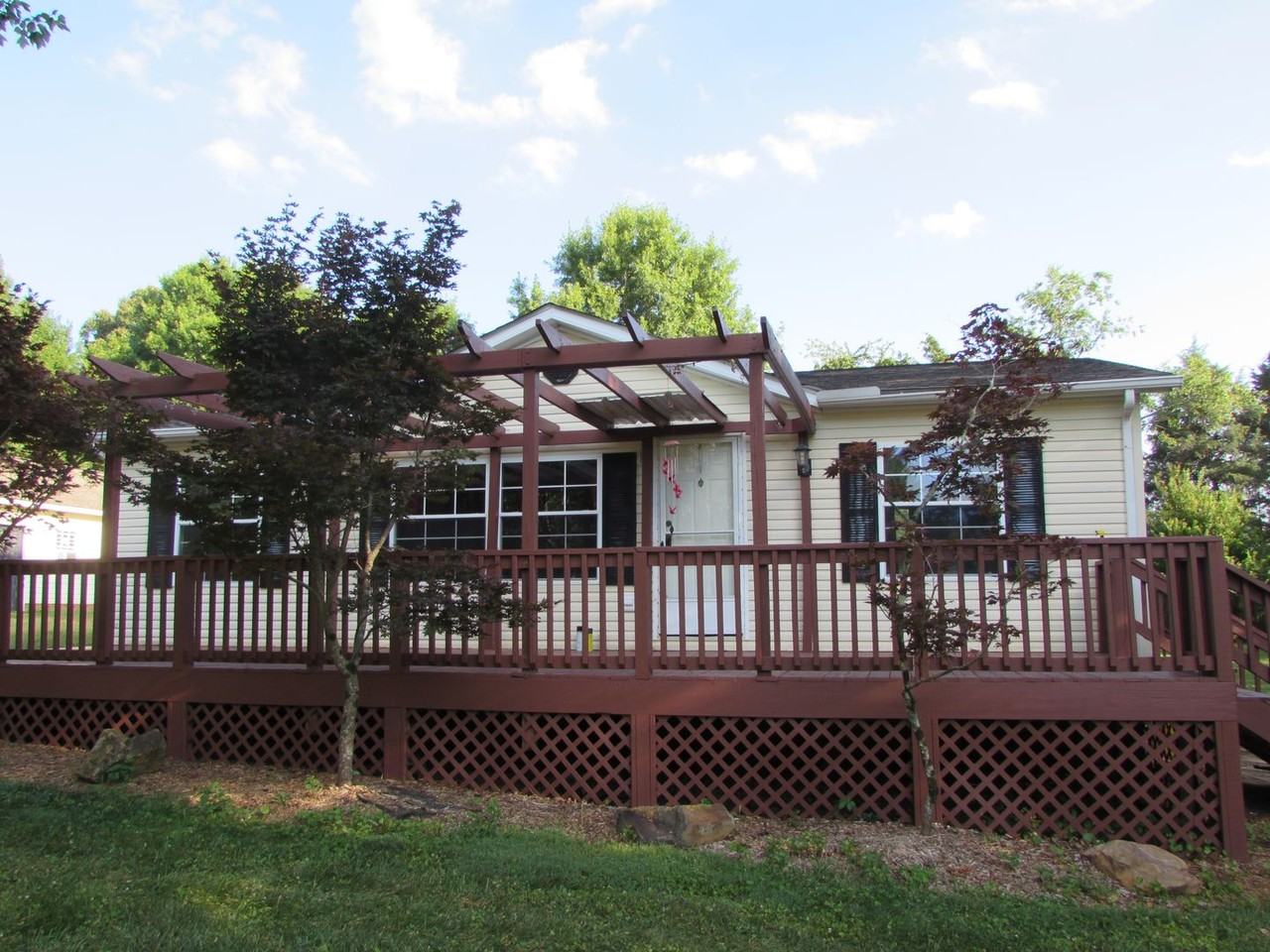 1608 Childers Rd - Photo 2 of 12