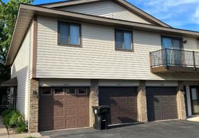 featured image of 11151 Edgewood Cir N