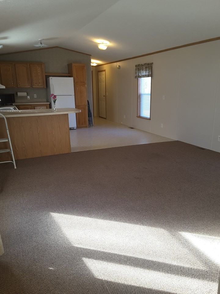 23428 Falls Ave - Photo 3 of 12