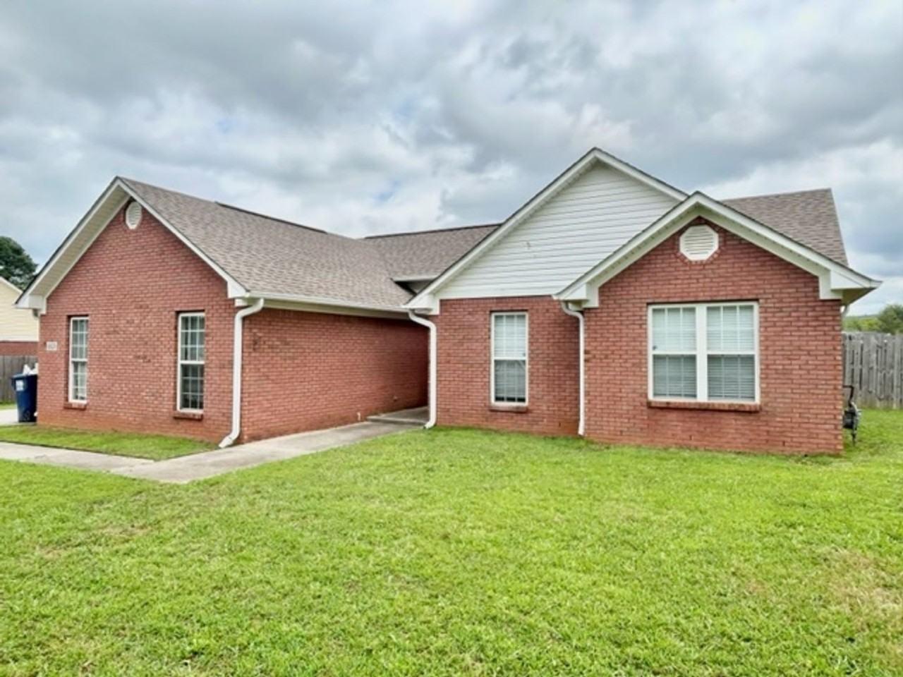 4429 Maysville Rd Ne - Photo 2 of 24