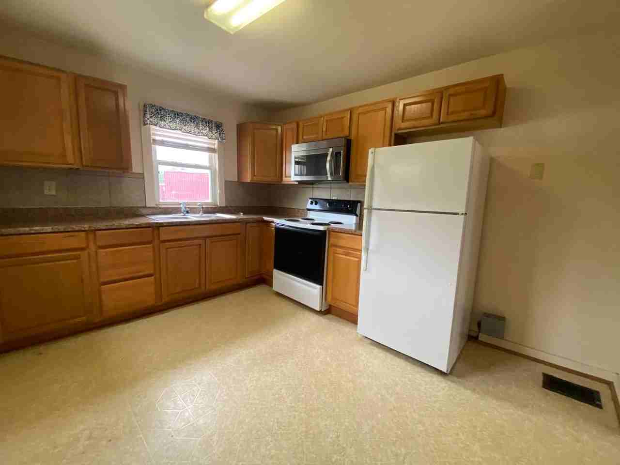 541 W End Ave - Photo 3 of 15