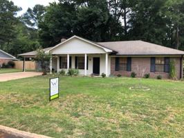 featured image of 2202 Holly Hill Dr