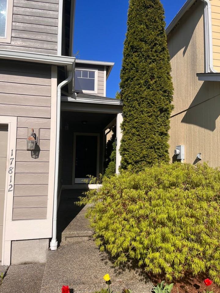 17812 72nd Ave E - Photo 2 of 20