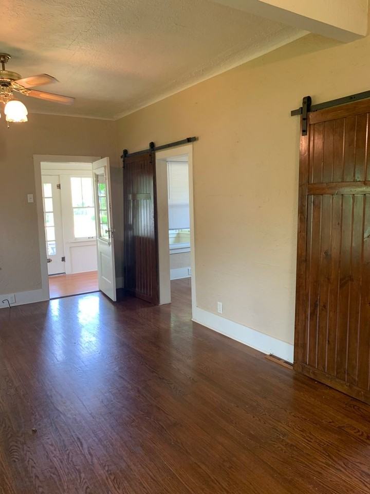 204 Beech St E - Photo 5 of 12