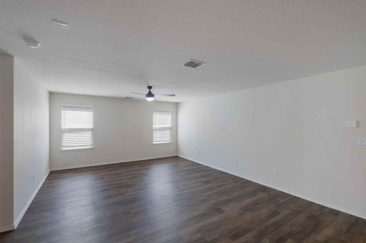 6239 Fieldrun - Photo 7 of 29