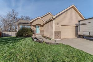 featured image of 1626 Rivendell St