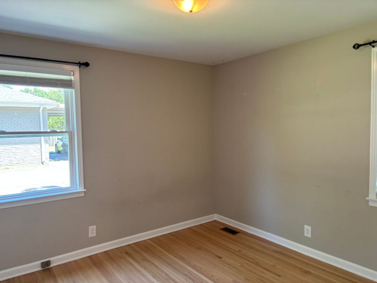 231 Alfred Dr - Photo 7 of 9