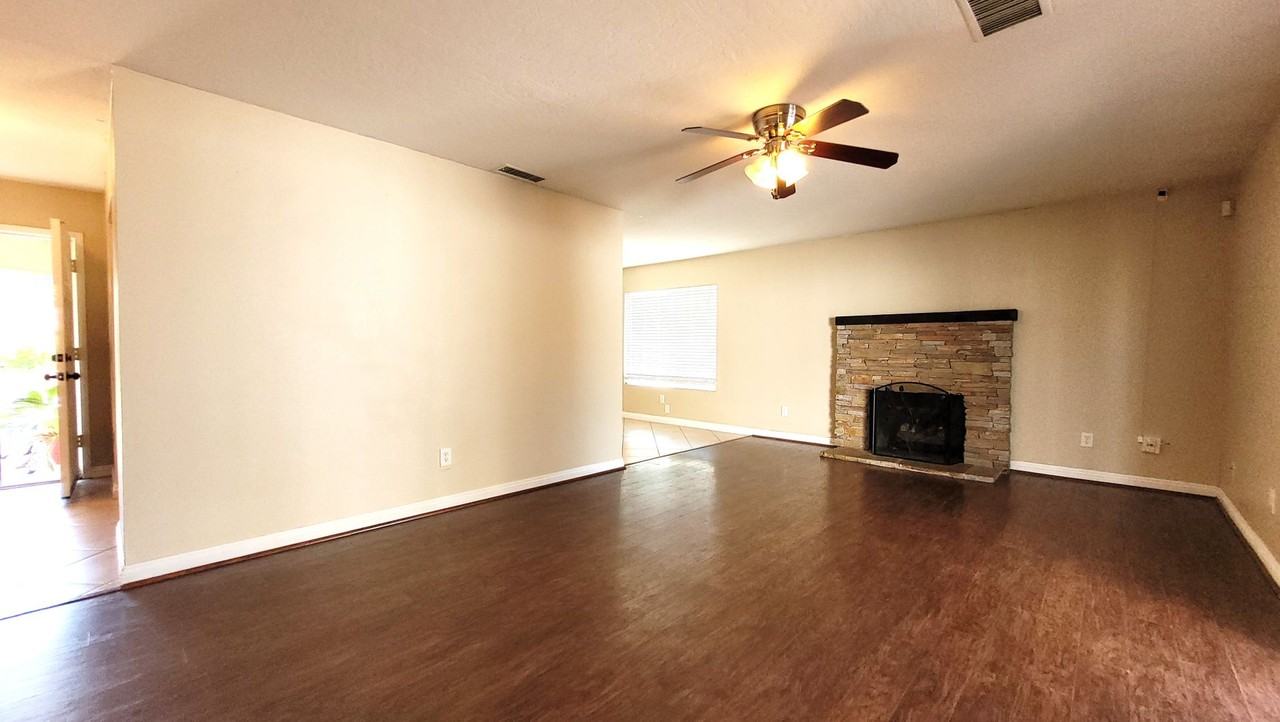 1253 Joshua St - Photo 5 of 20