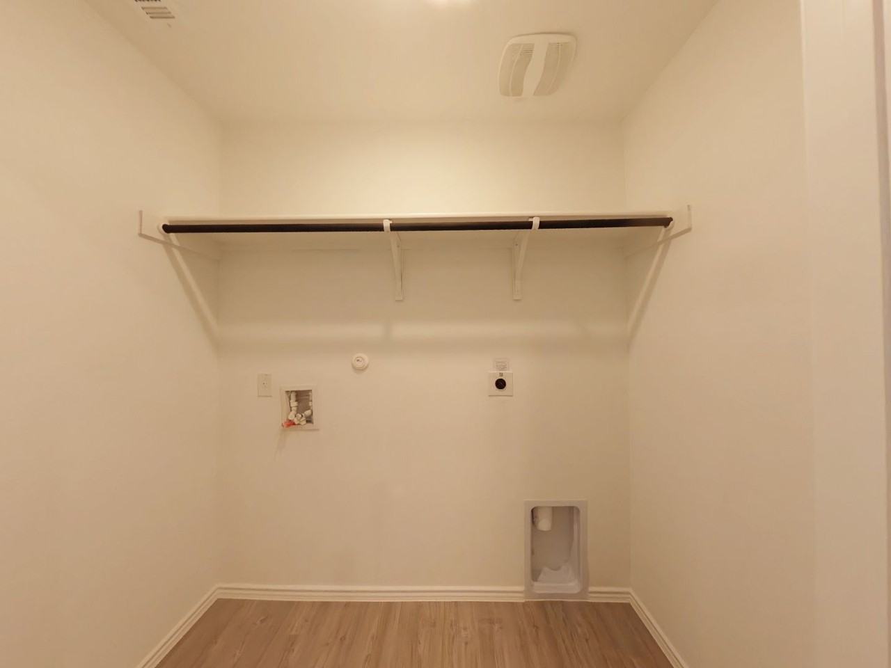 714 Paul Cyn - Photo 5 of 27
