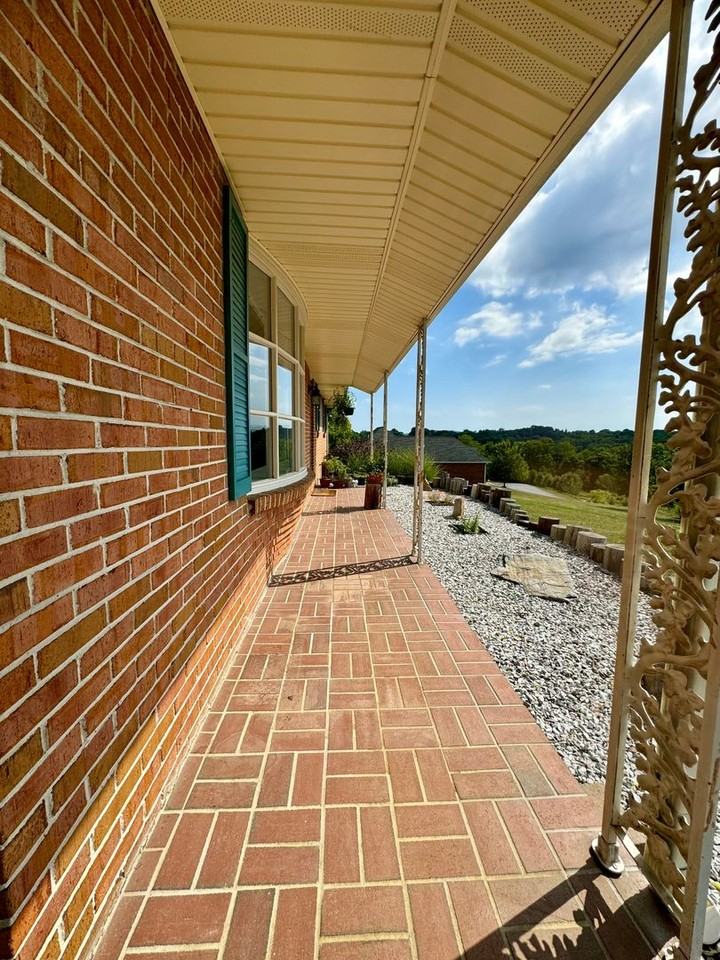 1301 Chrisman Mill Rd - Photo 2 of 44