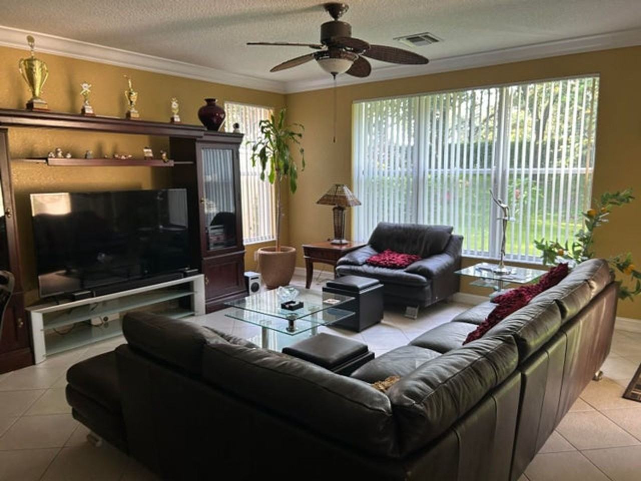 8492 Breezy Oak Way - Photo 2 of 16